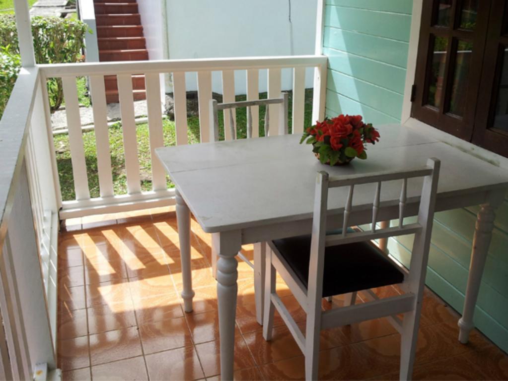 Chez Ophelia Cottage Apartments Roseau Ruang foto