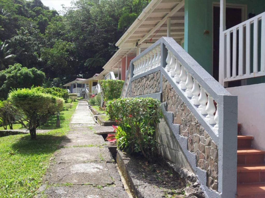 Chez Ophelia Cottage Apartments Roseau Ruang foto